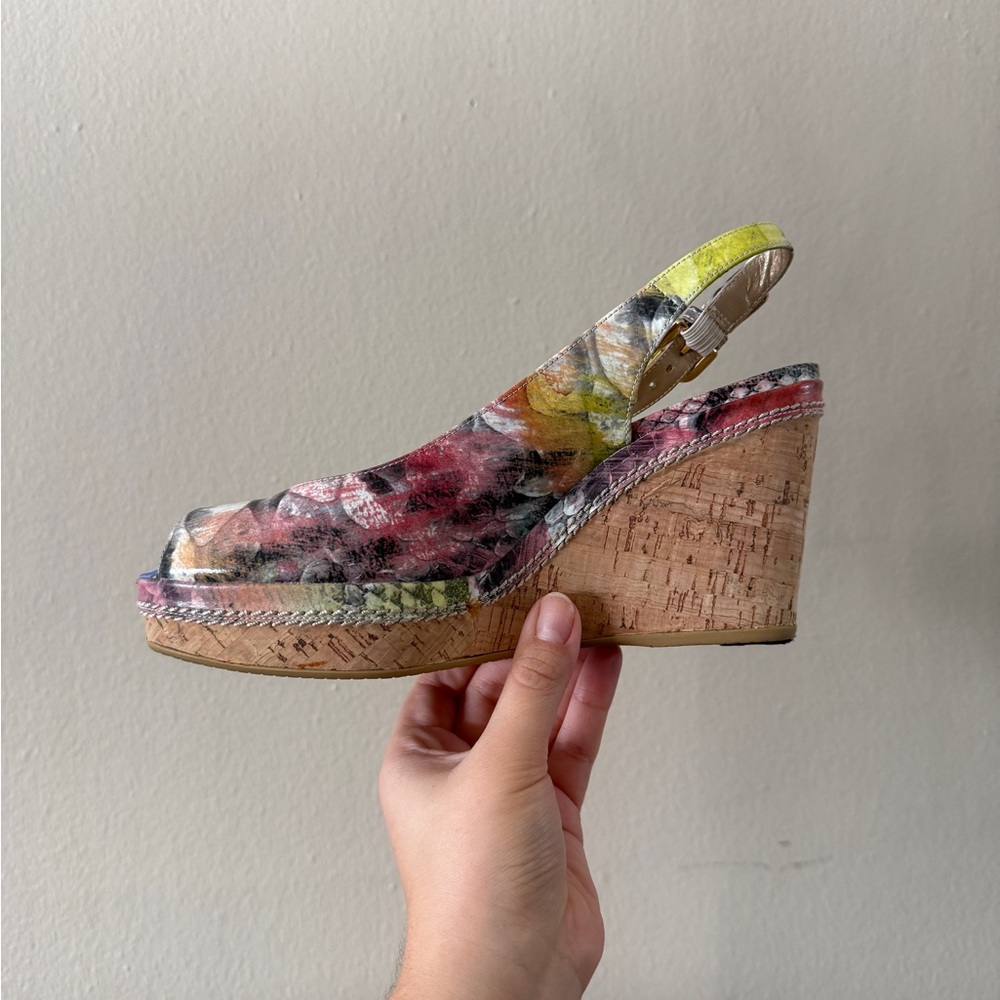 Stuart Weitzman Colorful Snakeskin Peep Toe Slingback Cork Wedges size 8.5 - Picture 5 of 10